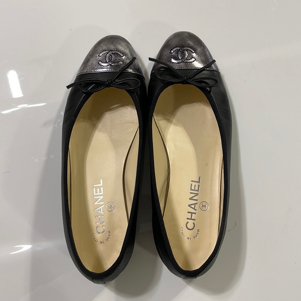 ♥️Authentic Chanel CC Cap Toe Bow Ballerina Flats